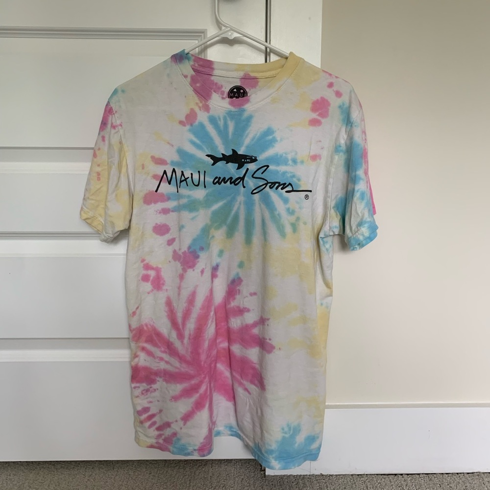 MAUI AND SONS Tie Dye T-Shirt - Size Medium
